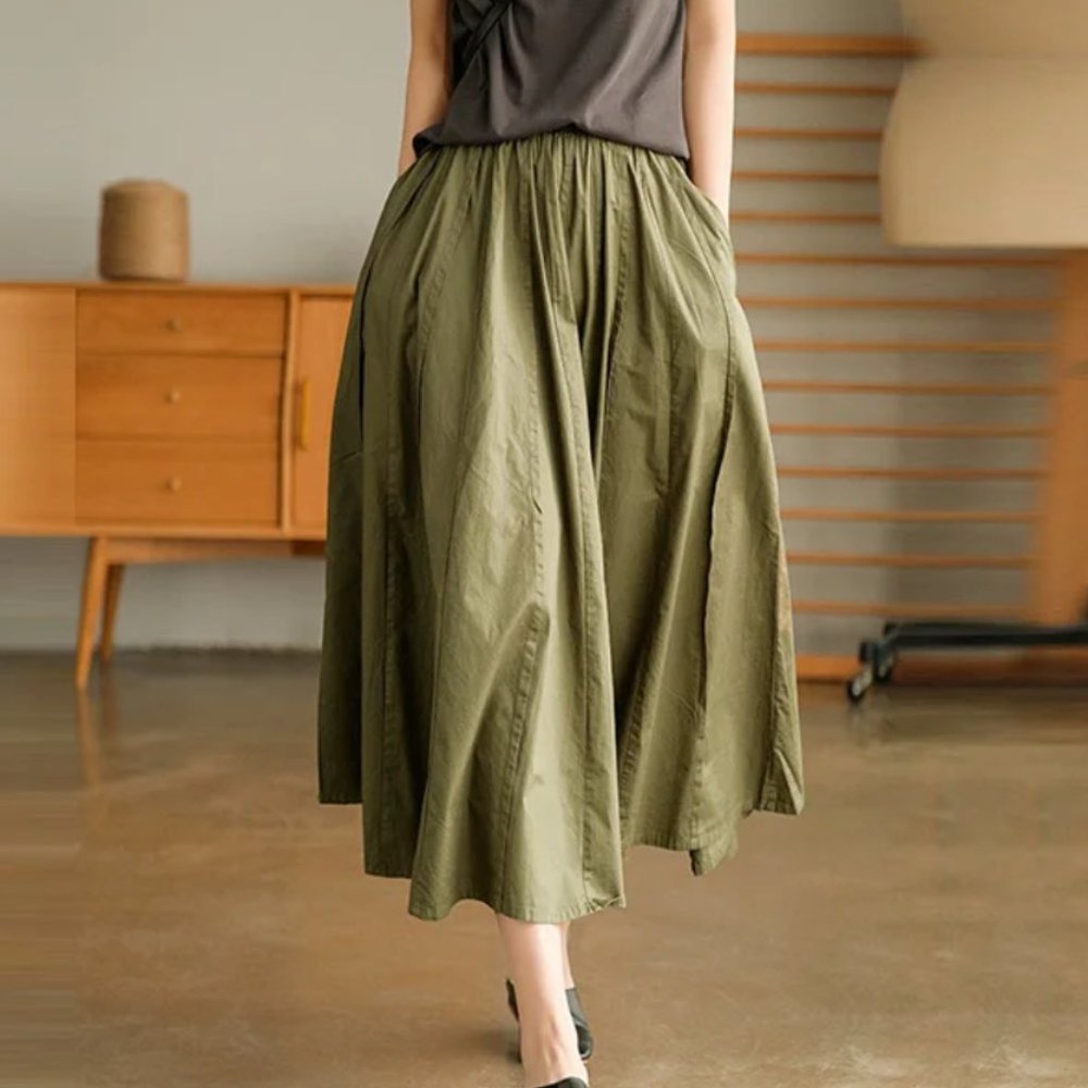 BRAND NEW, NEVER WORN. Fun Pleated A-Line Skirt from Uoozee